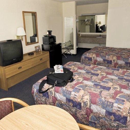 Regency Travel Inn Hayti Quarto foto